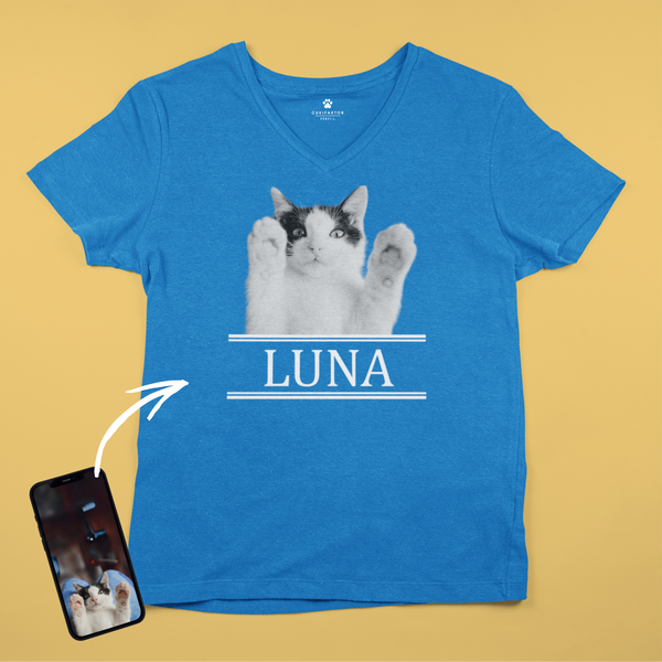 V nyakú póló - Nagy fekete-fehér kép - Saját fotóval