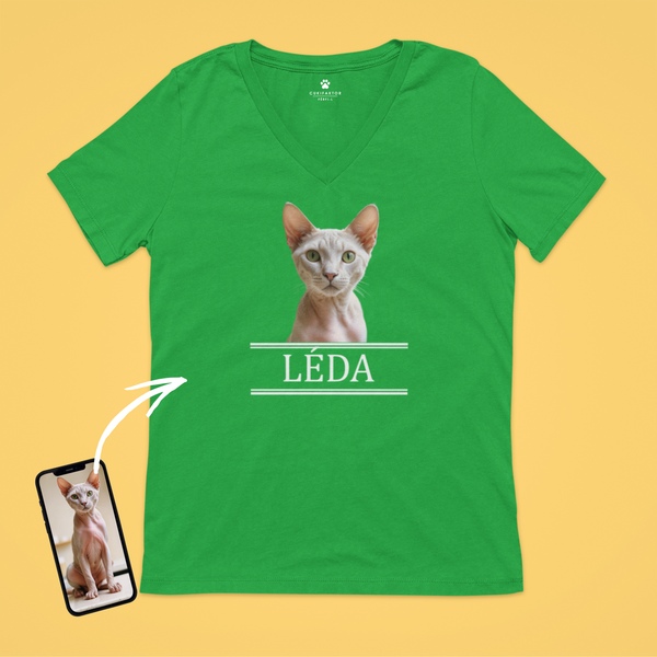 V nyakú póló - Nagy színes kép - Saját fotóval